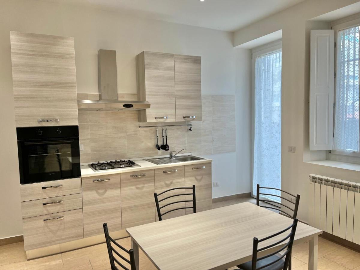 Ferienwohnung Palazzo Proietti Bilo 2 Biella Exterior foto